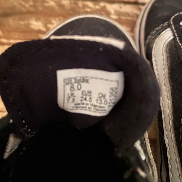 Vans toddler size 8 - Picture 2 of 5